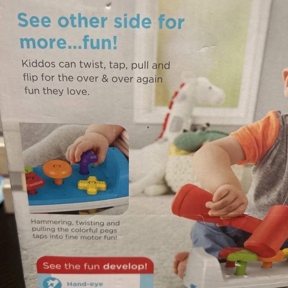 Fisher-Price Tap & Turn Bench Pretend Tools 2-Sided Toy for Infants and Toddlers
